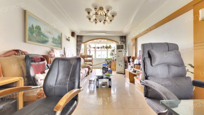 体育新村二手房实景图