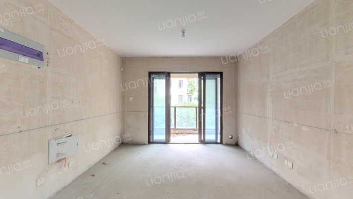 宝龙世家C区二手房实景图