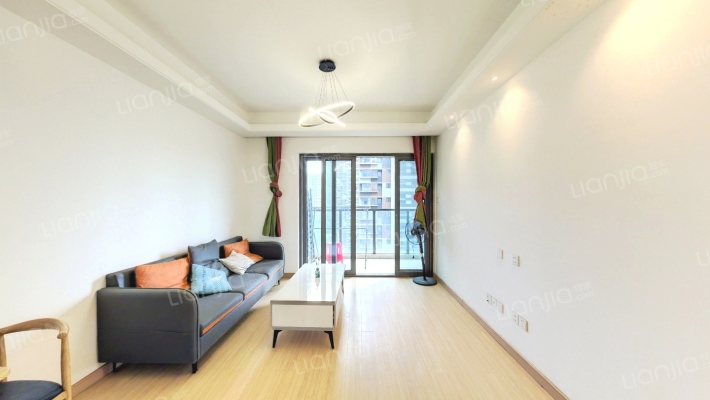 新澎湃国际社区二手房实景图