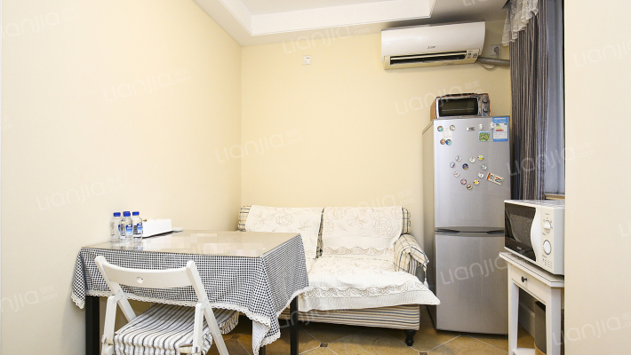 华进公寓二手房实景图