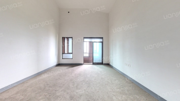 万科城二手房实景图