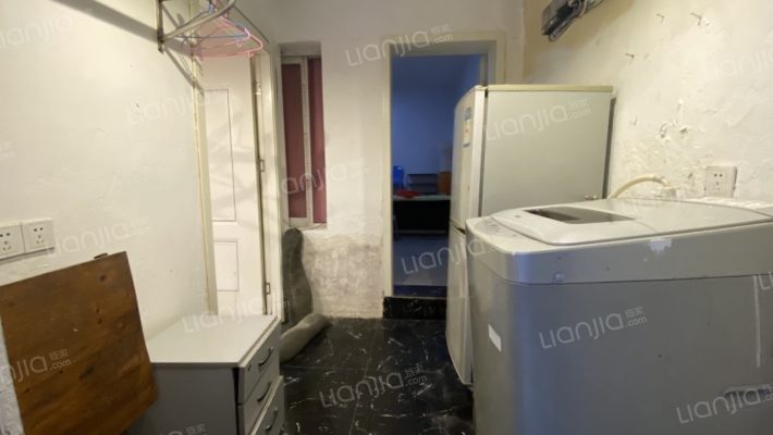 华金新村二手房实景图