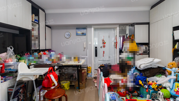 世纪之门二手房实景图