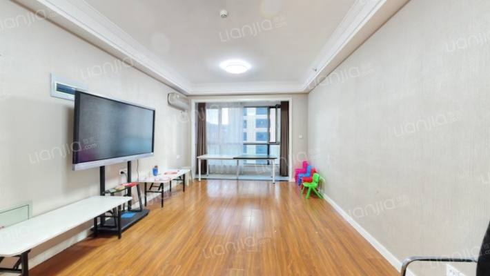 清风河畔二手房实景图