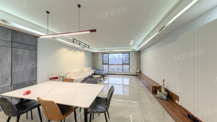 揽月苑二手房实景图