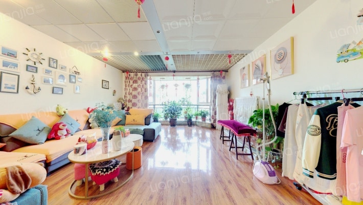 锦汇花园二手房实景图