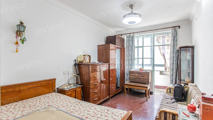 西谈家渡路129弄二手房实景图