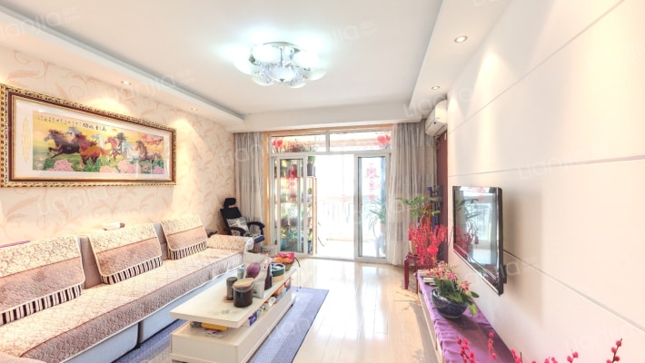 鼎泰家园二手房实景图