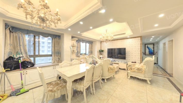 梧桐水岸花园B区二手房实景图