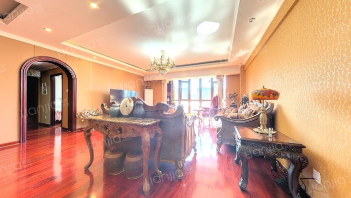 水岸名居二手房实景图