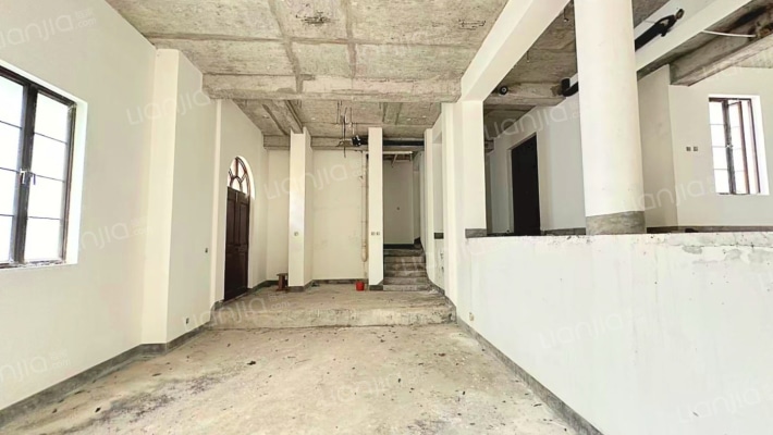 公爵小镇二手房实景图