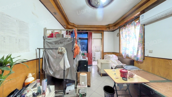 日化小区二手房实景图