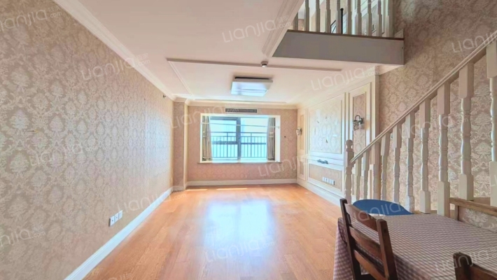 莱茵铂郡二手房实景图