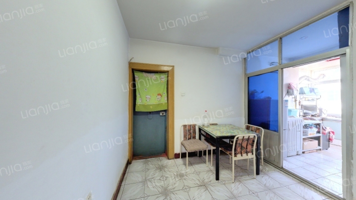 乐仁堂药厂二手房实景图