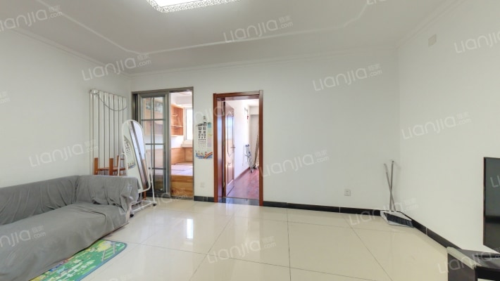 泥洼路5号院二手房实景图