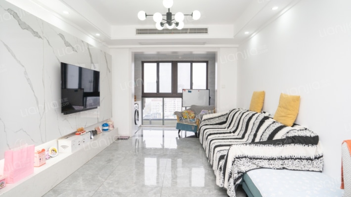 宝地花语墅二手房实景图