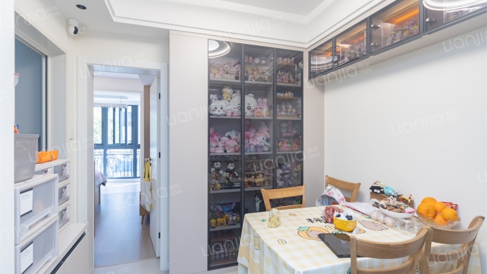 源城锦翠苑二手房实景图