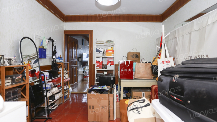 中原纪联小区二手房实景图