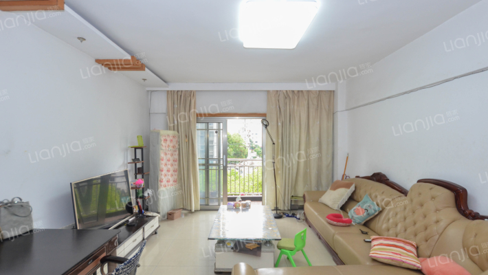 安顺路191号二手房实景图