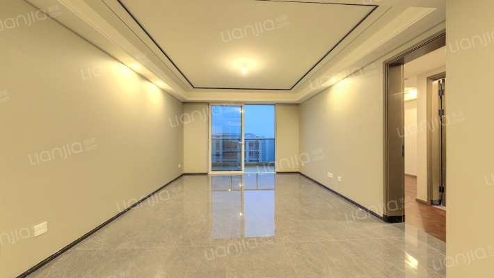 潮听映月二手房实景图