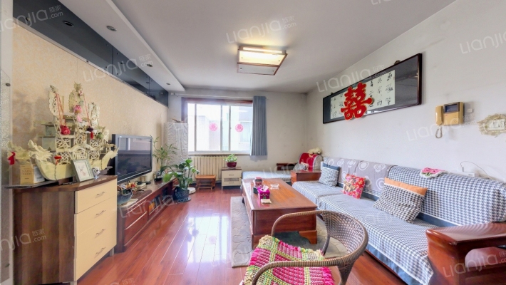 世新家园二手房实景图