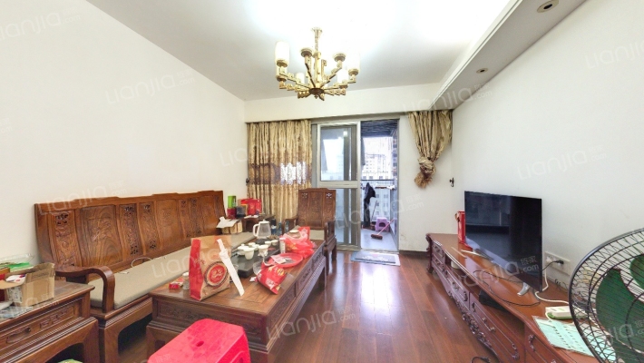 万科峯境二手房实景图