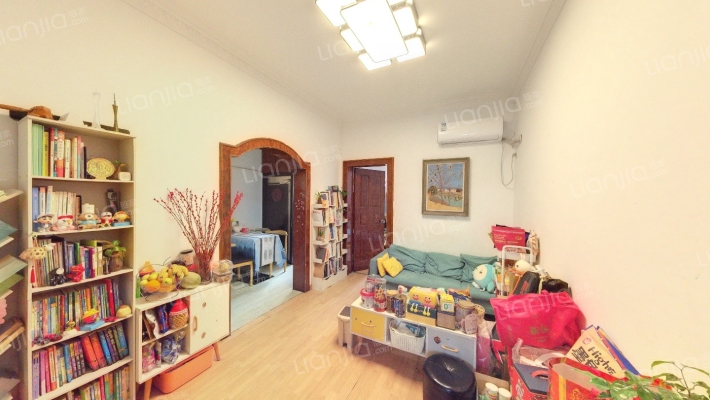 轮船宿舍二手房实景图