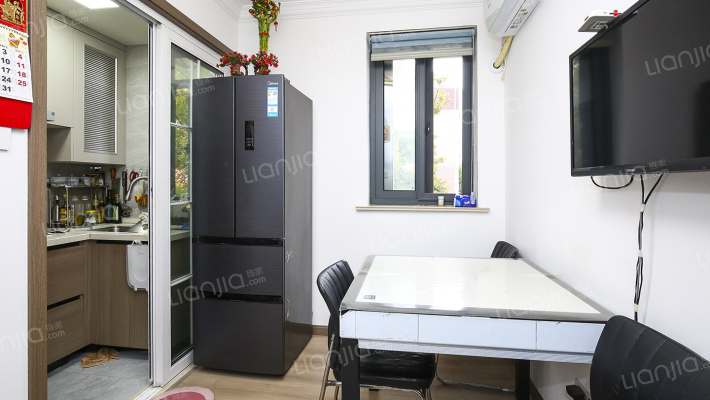 新申小区二手房实景图