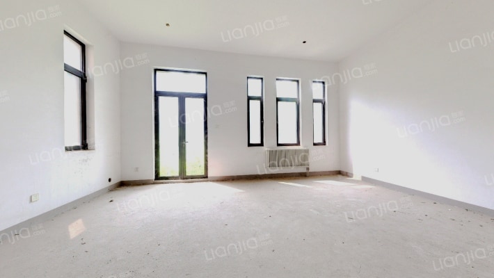 中海瓦尔登湖二手房实景图