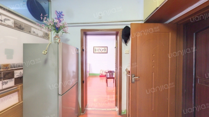 教育楼二手房实景图