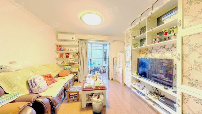 三秀涵雅二手房实景图