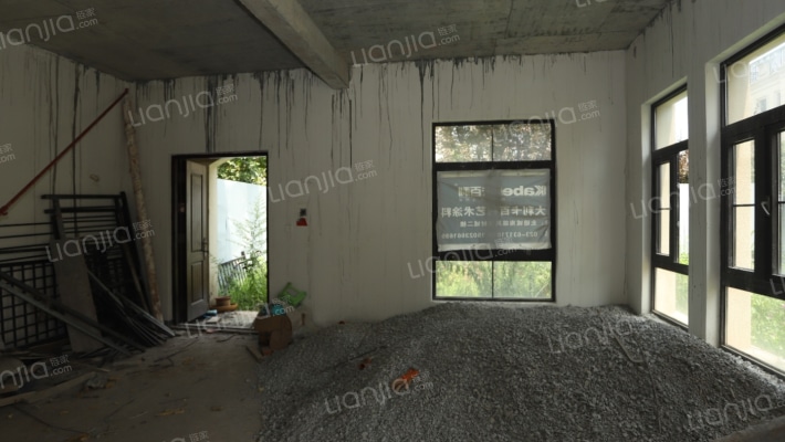 融创紫泉枫丹二手房实景图