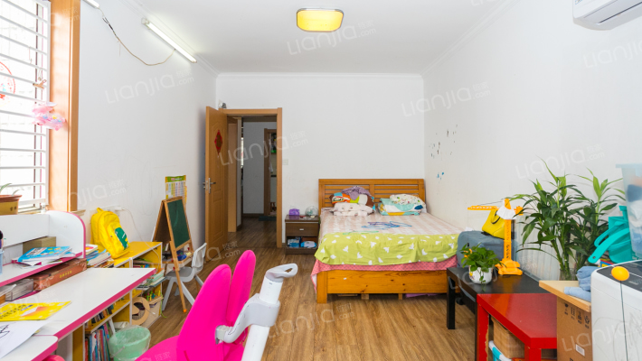 西部大楼二手房实景图