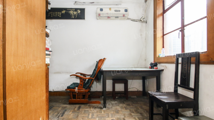 华江大楼二手房实景图