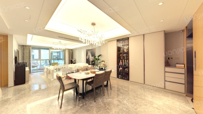 嘉宝前滩后院二手房实景图