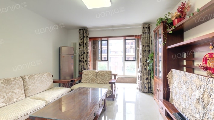 金地仰山东区二手房实景图