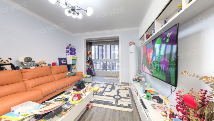 中铁青秀城东区二手房实景图