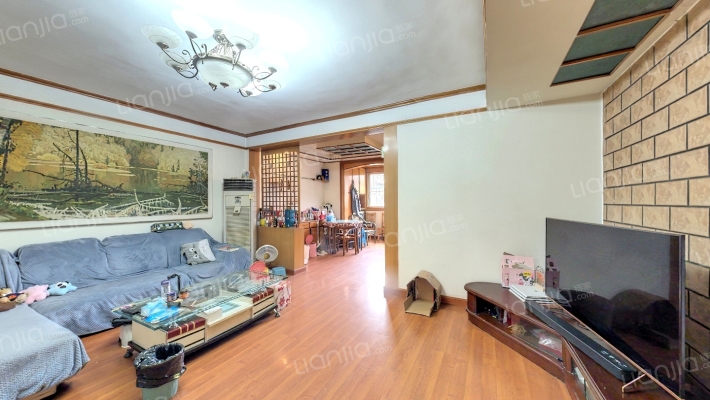 凌远花园二手房实景图