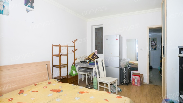 岚皋西路95弄二手房实景图