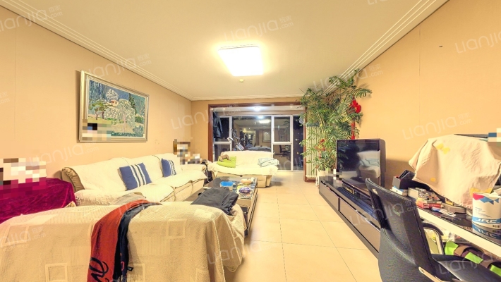 华彩国际公寓二手房实景图