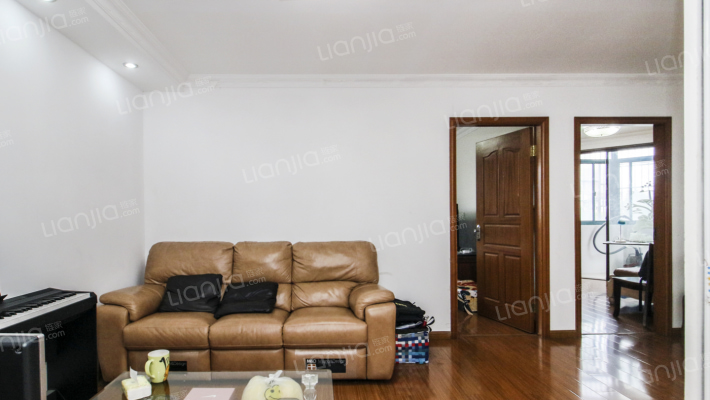 南天大厦二手房实景图