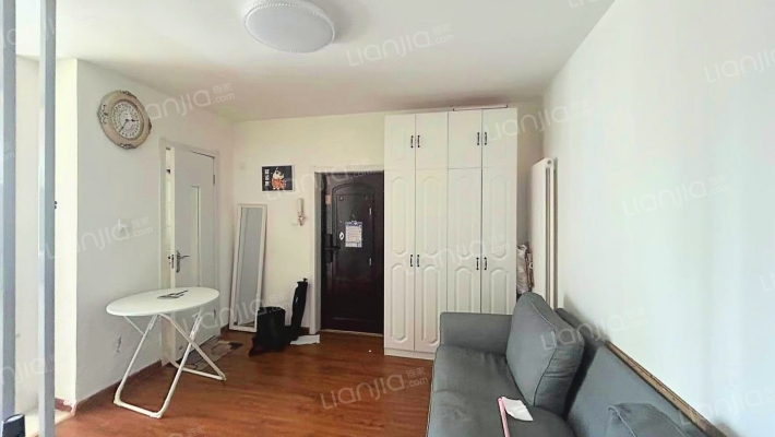 来福西里二手房实景图