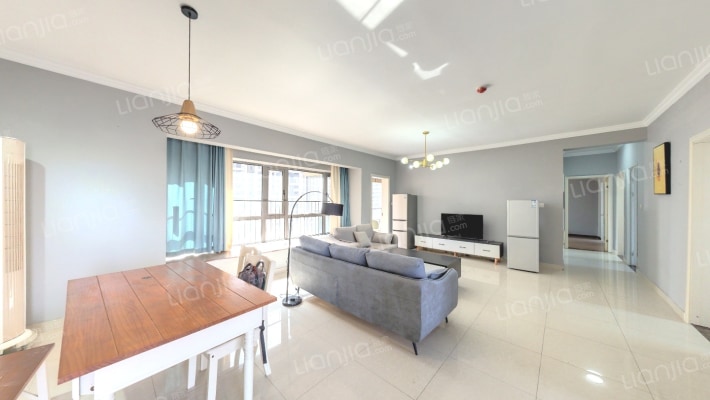 保利国际广场二手房实景图