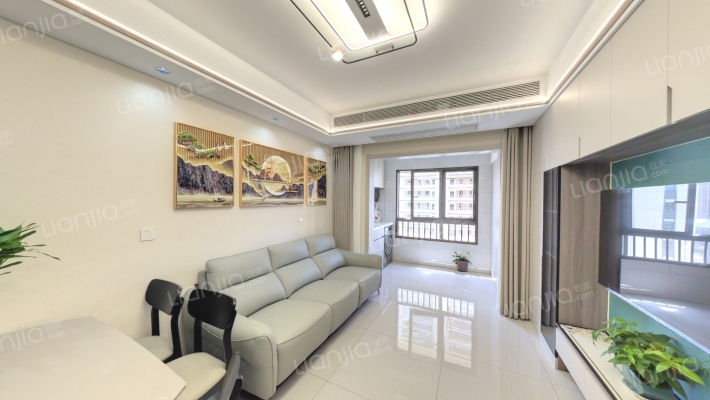 明秀望江苑二手房实景图