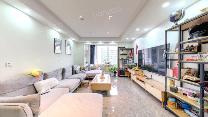 保利大都汇·君汇二手房实景图