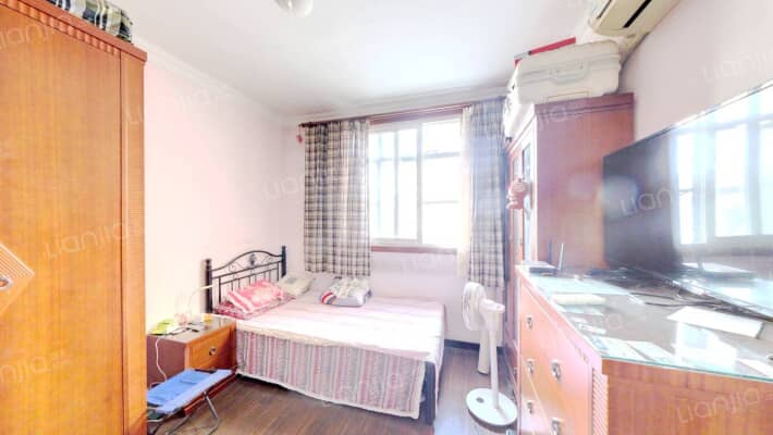 国货路374-378号二手房实景图