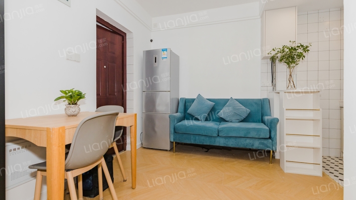 南天大楼二手房实景图