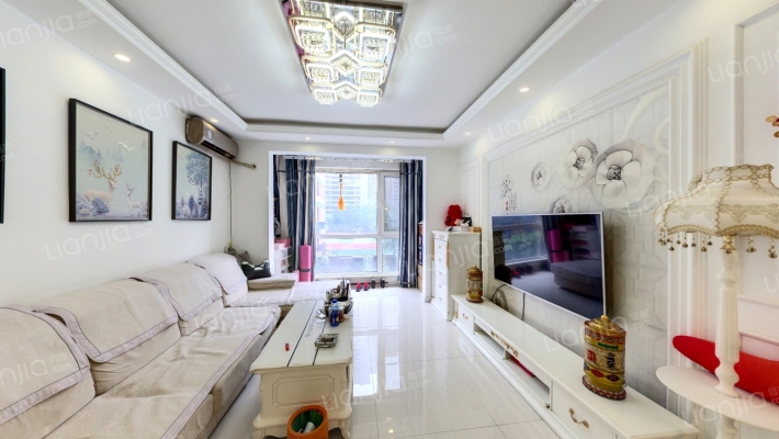 水润观府二手房实景图