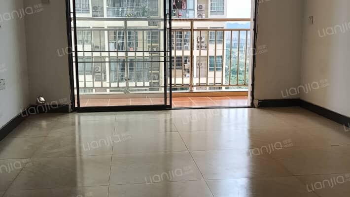 丰阁铭豪二手房实景图