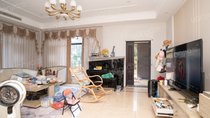 碧桂园凤凰城凤凰岛二手房实景图